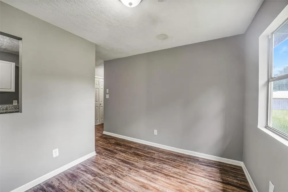 461 Trails End Drive Cleveland, TX 77328