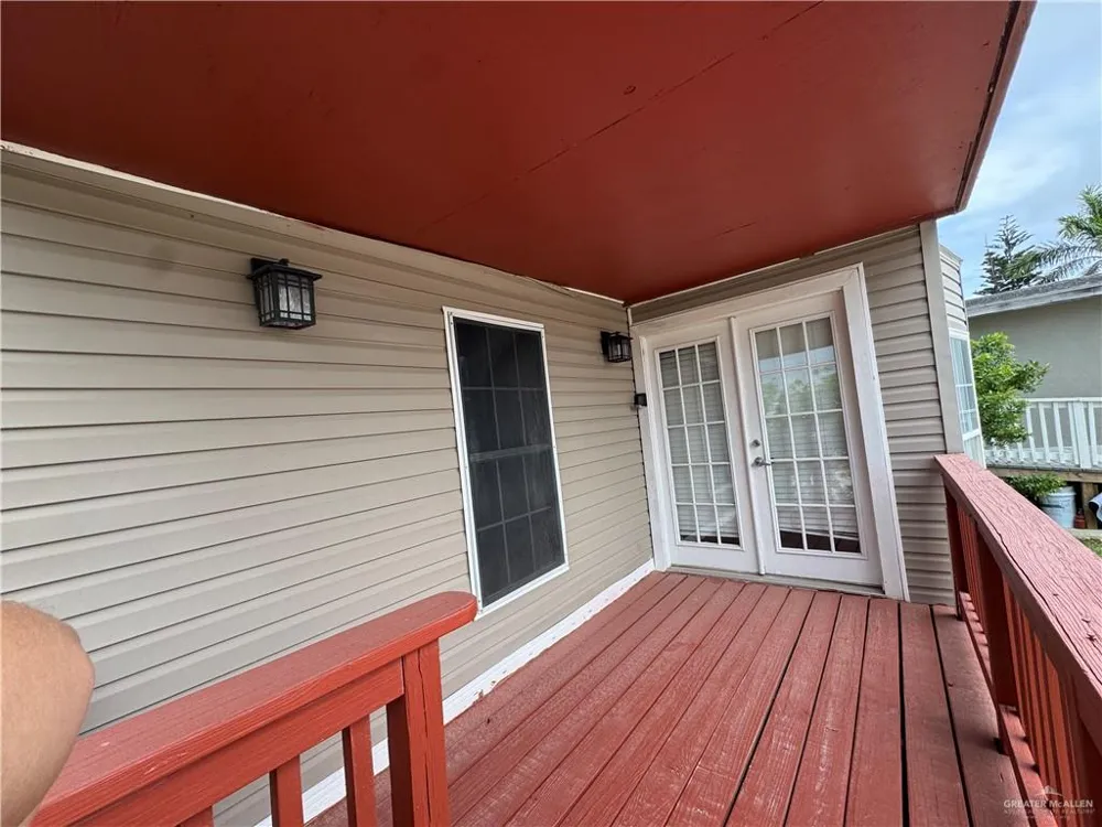 117 Abalone Circle Port Isabel, TX 78578