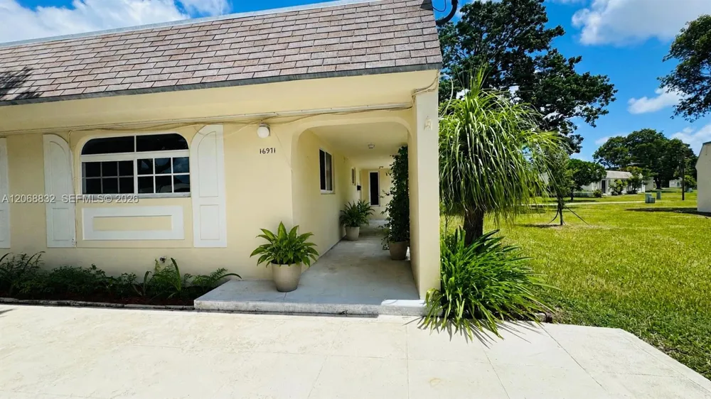 16971 SW 113th Ct #31444E Miami, FL 33157