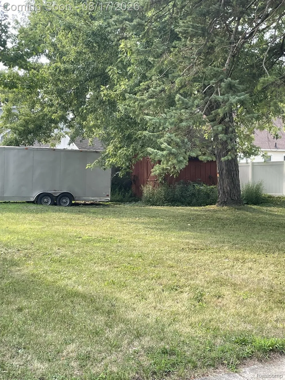 1021 Hapeman Street Lansing City, MI 48915