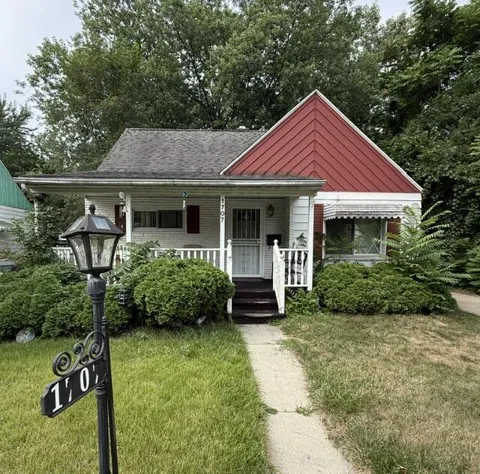 1707 Greenbrook Lane