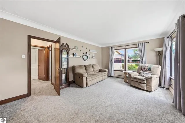 521 E Chapin Street Cadillac City, MI 49601