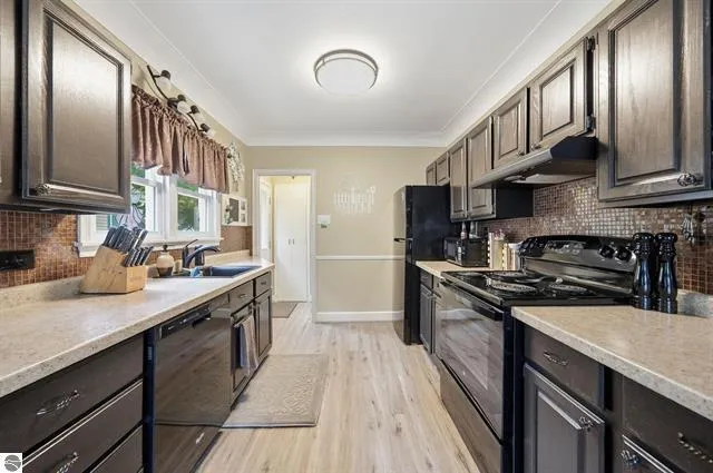 521 E Chapin Street Cadillac City, MI 49601