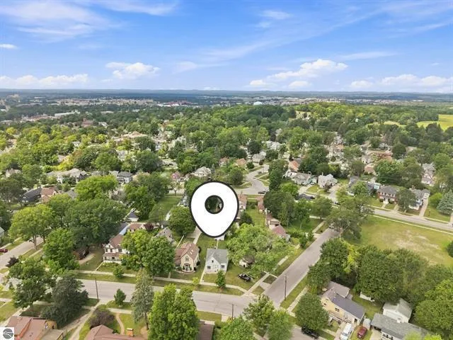 521 E Chapin Street Cadillac City, MI 49601