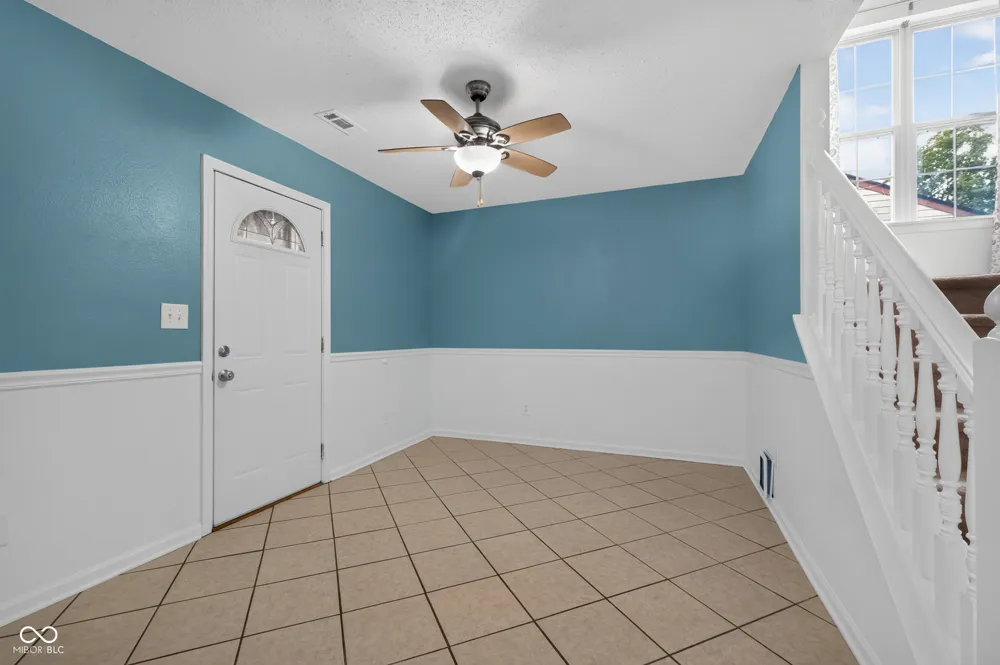 605 Sunmeadow Lane Avon, IN 46123