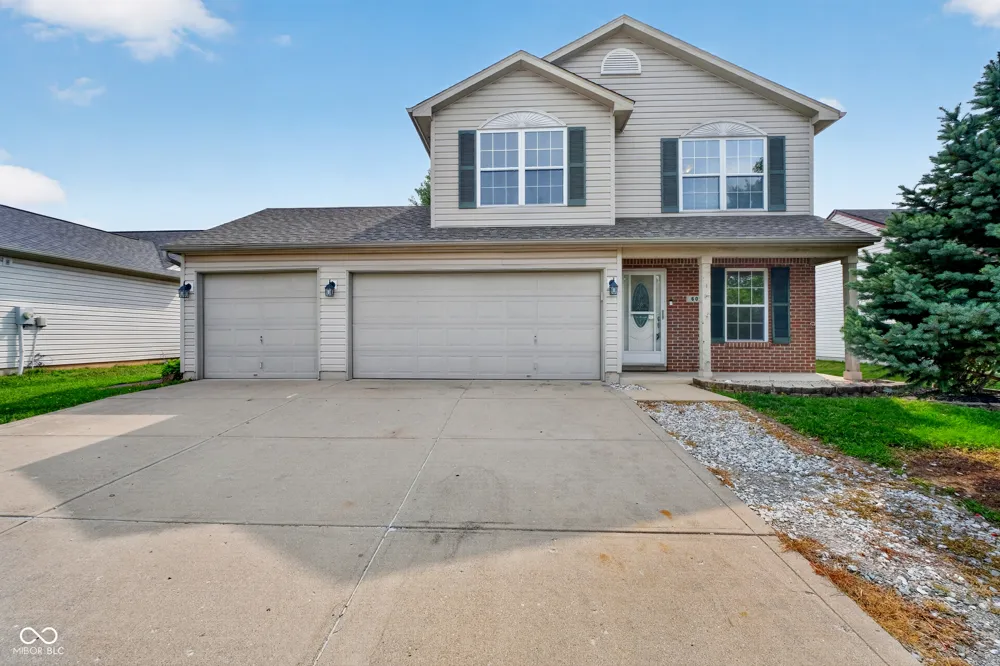 605 Sunmeadow Lane Avon, IN 46123