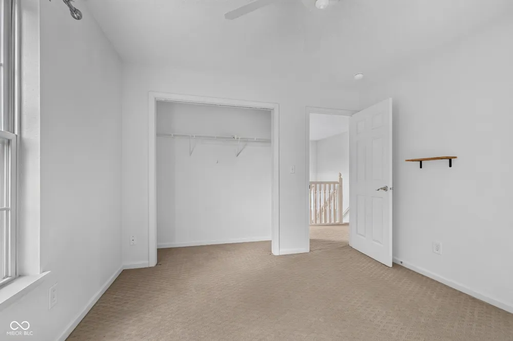 605 Sunmeadow Lane Avon, IN 46123