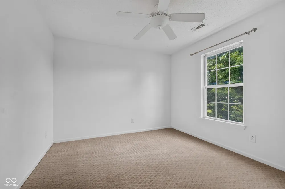 605 Sunmeadow Lane Avon, IN 46123