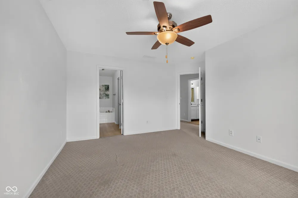 605 Sunmeadow Lane Avon, IN 46123