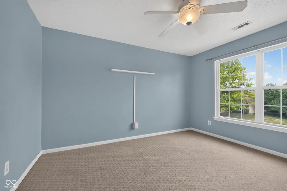 605 Sunmeadow Lane Avon, IN 46123