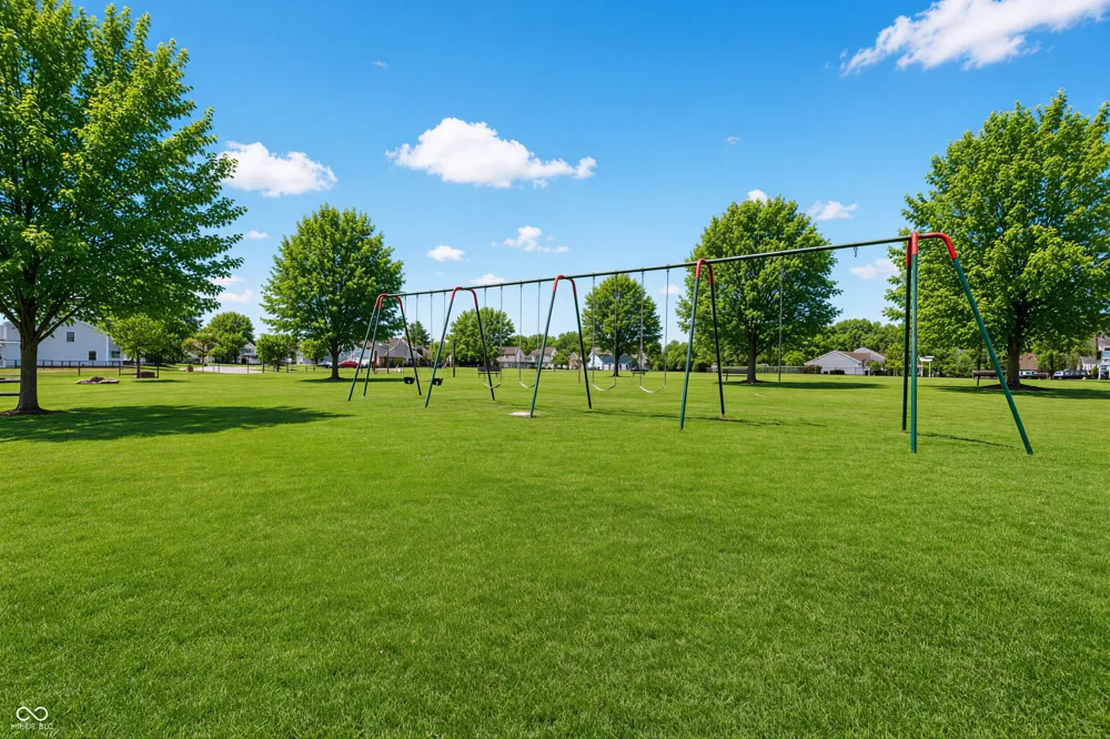 605 Sunmeadow Lane Avon, IN 46123