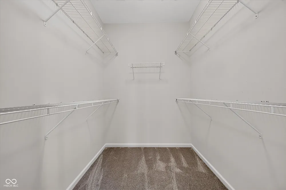 8922 Springview Drive McCordsville, IN 46055