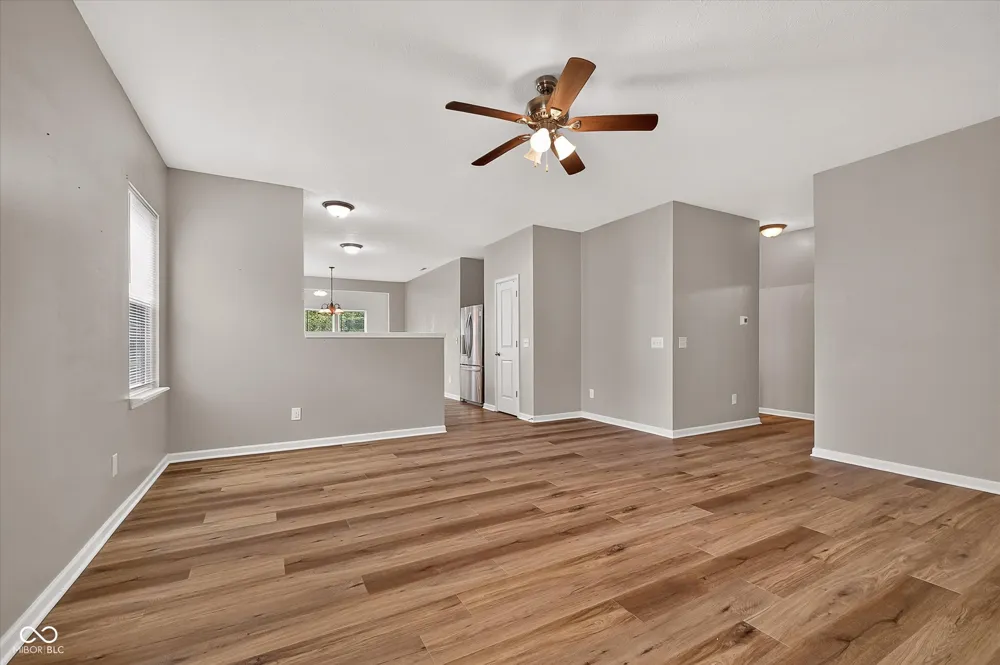 8922 Springview Drive McCordsville, IN 46055