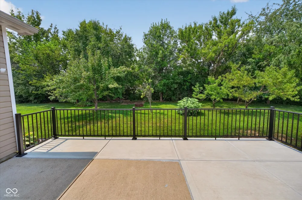 8922 Springview Drive McCordsville, IN 46055