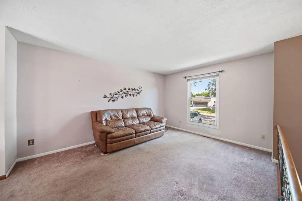 326 E Franklin Street Clinton, MI 49236