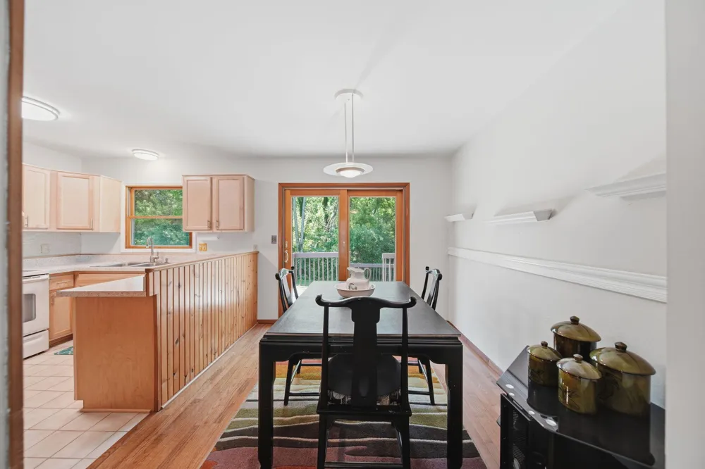 326 E Franklin Street Clinton, MI 49236