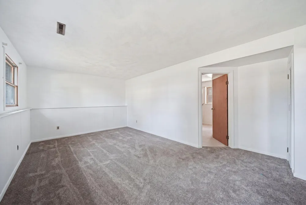 326 E Franklin Street Clinton, MI 49236