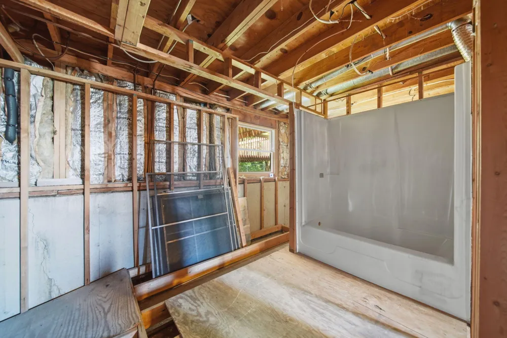 326 E Franklin Street Clinton, MI 49236