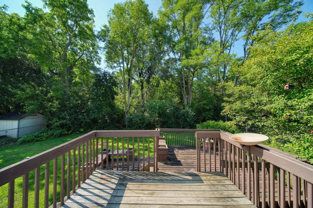 326 E Franklin Street Clinton, MI 49236