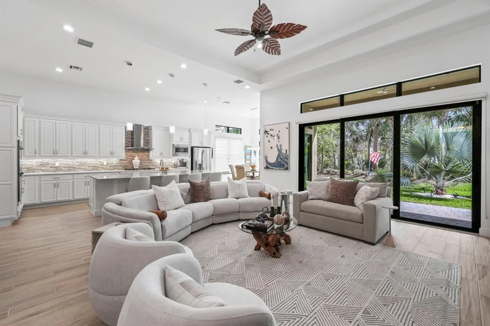 9368 CANTAL CIRCLE E Parkland, FL 33076