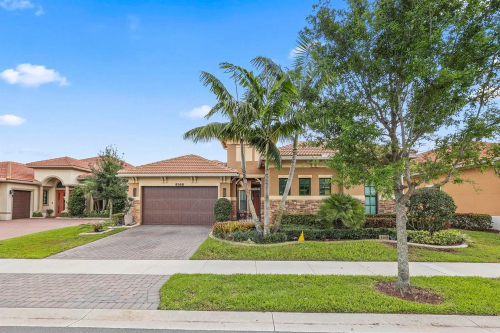 9368 CANTAL CIRCLE E Parkland, FL 33076
