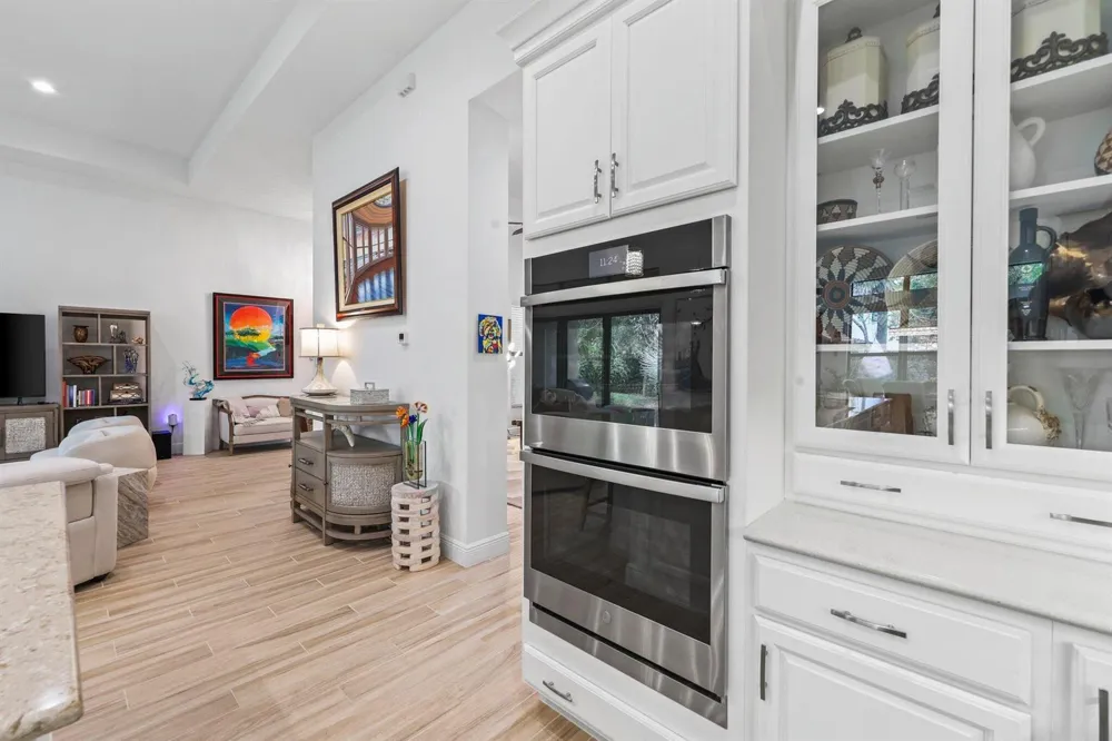 9368 CANTAL CIRCLE E Parkland, FL 33076