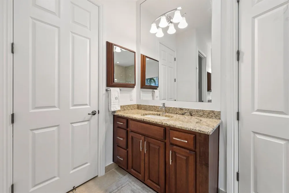 9368 CANTAL CIRCLE E Parkland, FL 33076