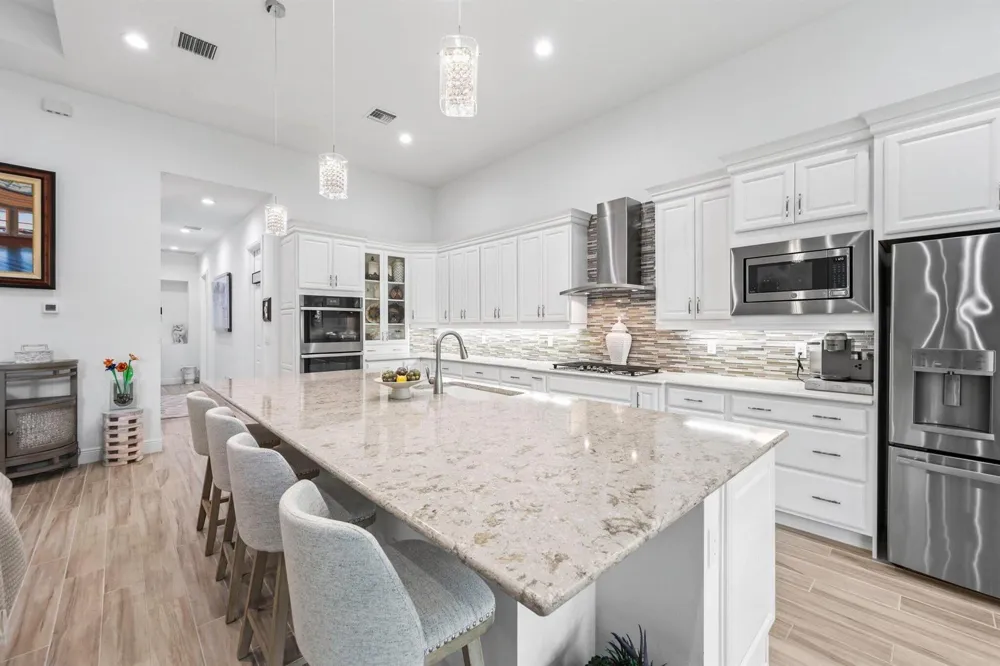 9368 CANTAL CIRCLE E Parkland, FL 33076