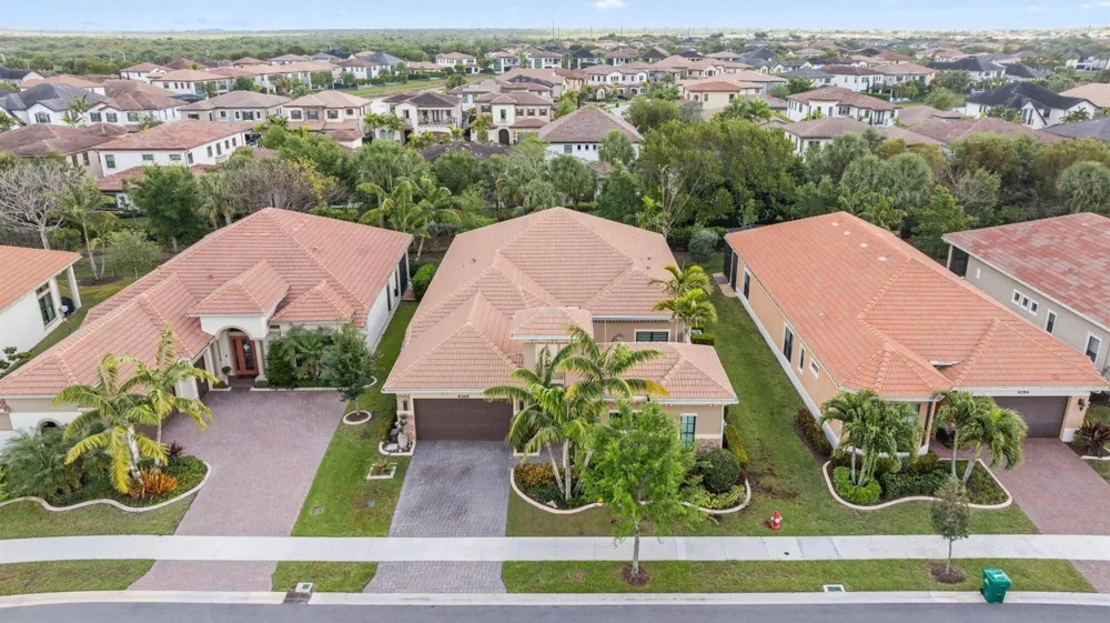 9368 CANTAL CIRCLE E Parkland, FL 33076