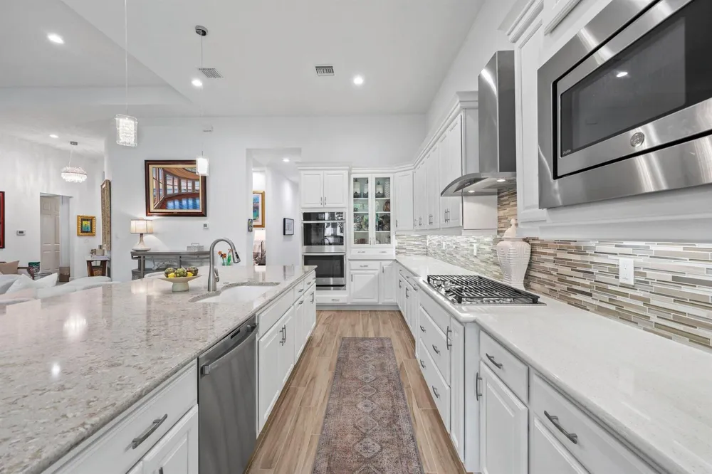 9368 CANTAL CIRCLE E Parkland, FL 33076