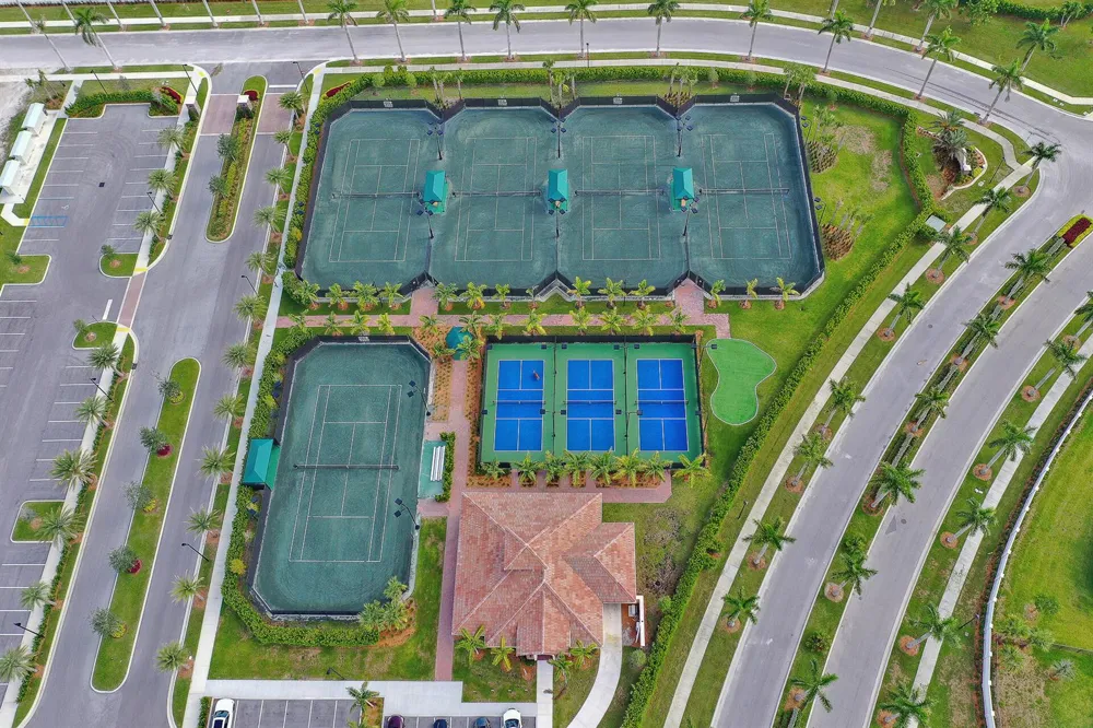 9368 CANTAL CIRCLE E Parkland, FL 33076