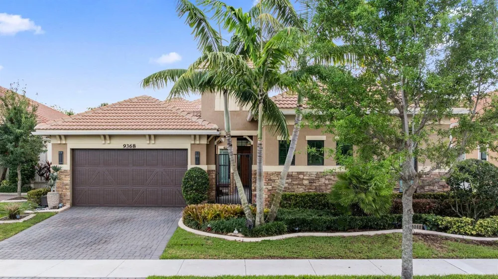 9368 CANTAL CIRCLE E Parkland, FL 33076