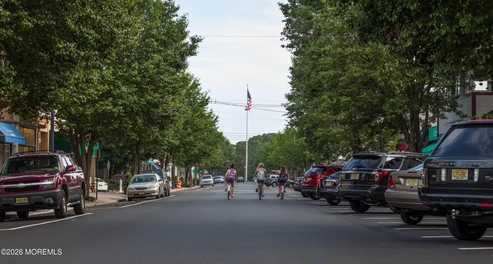 2015 5th Avenue Spring Lake, NJ 07762