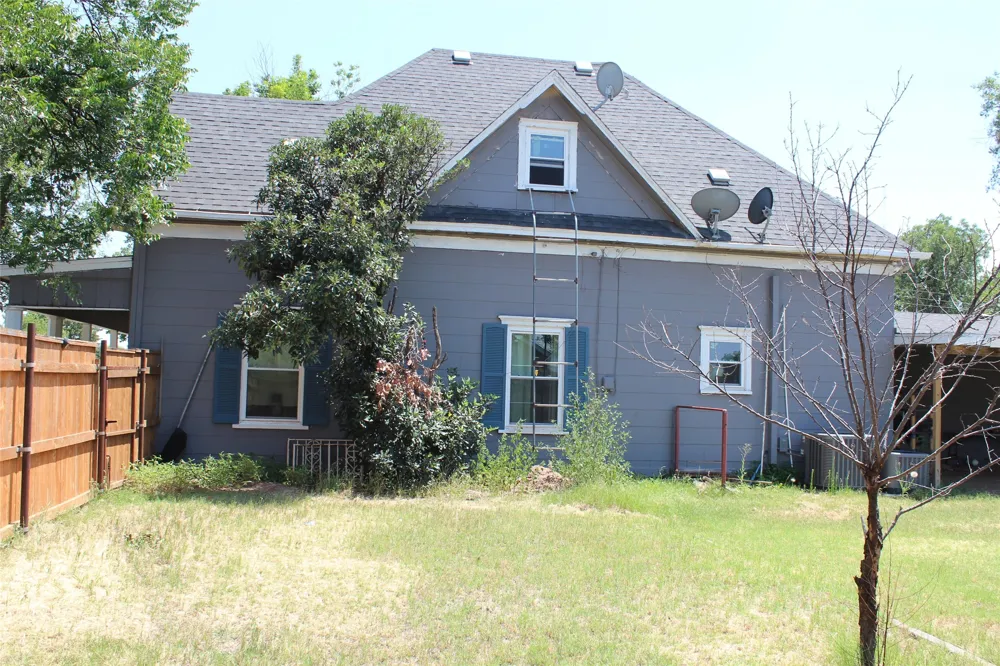 461 S 9th Avenue Munday, TX 76371