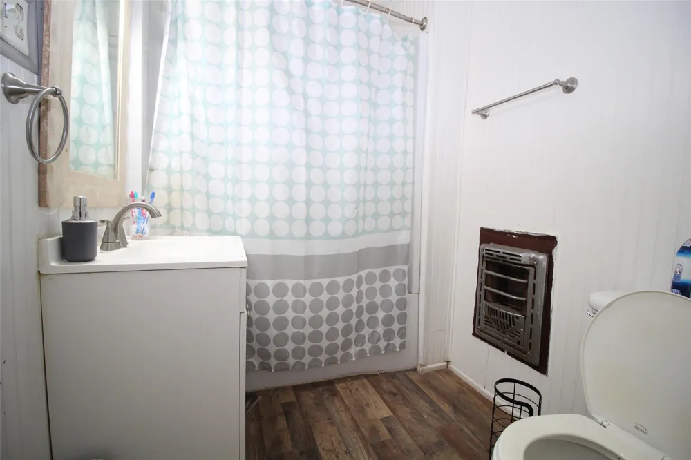 461 S 9th Avenue Munday, TX 76371