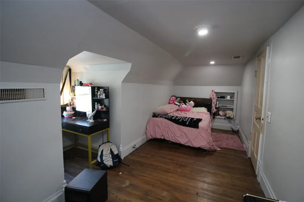 461 S 9th Avenue Munday, TX 76371