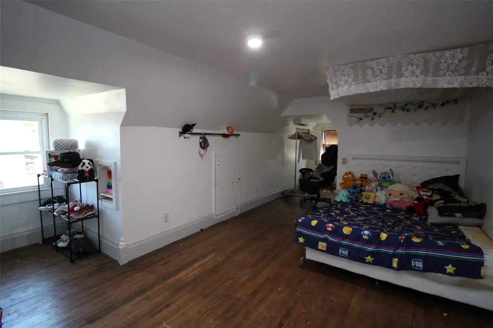 461 S 9th Avenue Munday, TX 76371