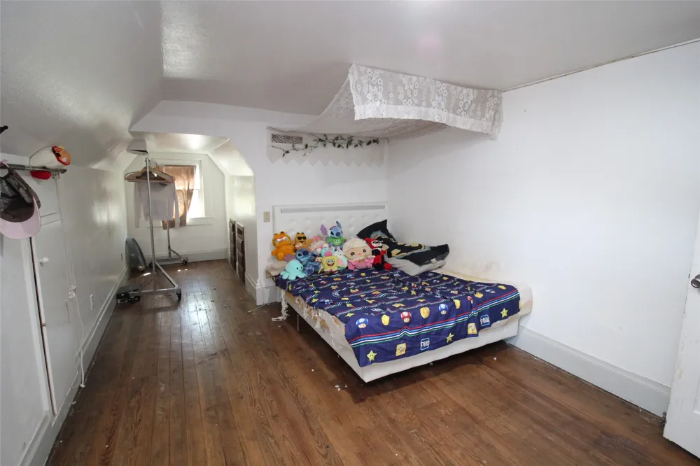 461 S 9th Avenue Munday, TX 76371