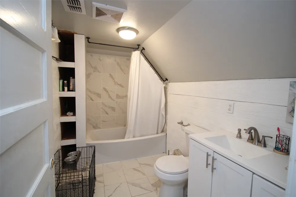 461 S 9th Avenue Munday, TX 76371