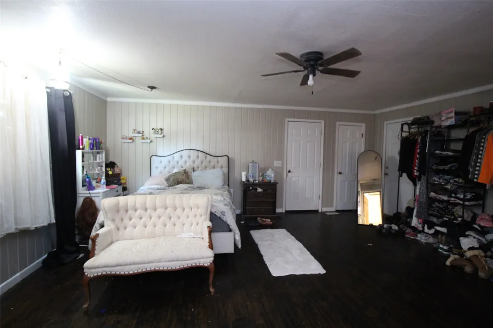 461 S 9th Avenue Munday, TX 76371