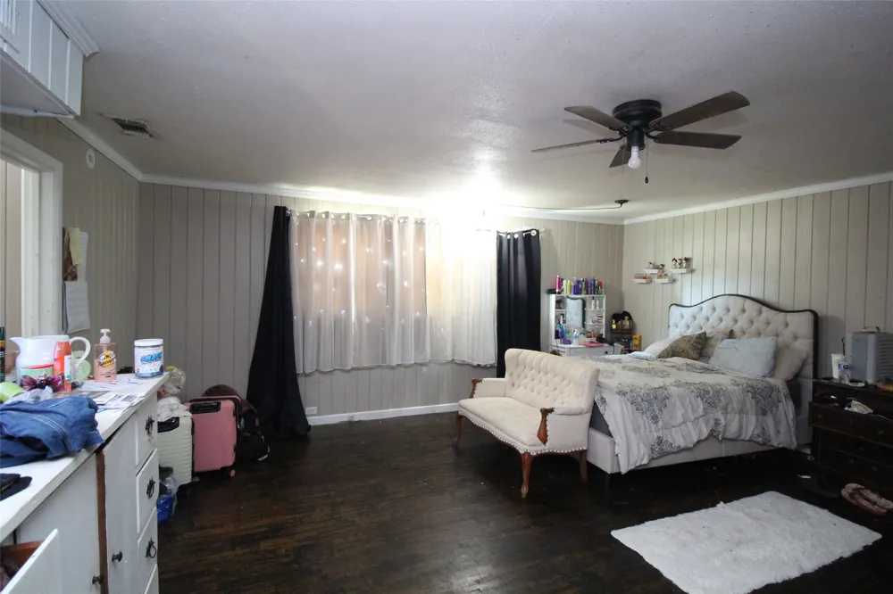 461 S 9th Avenue Munday, TX 76371