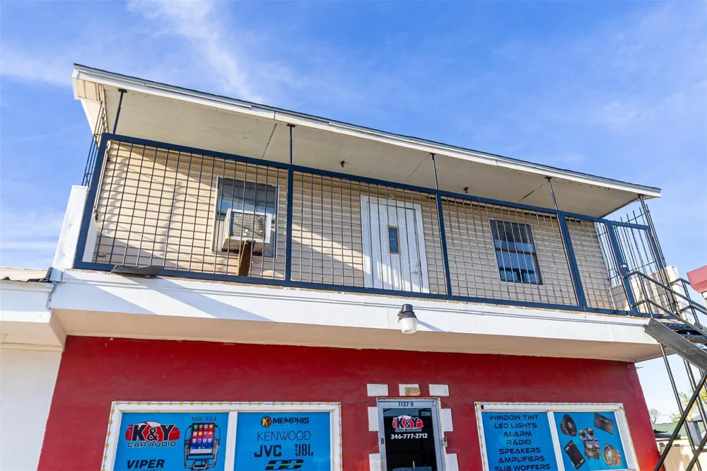 1137 Freeport Street Houston, TX 77015