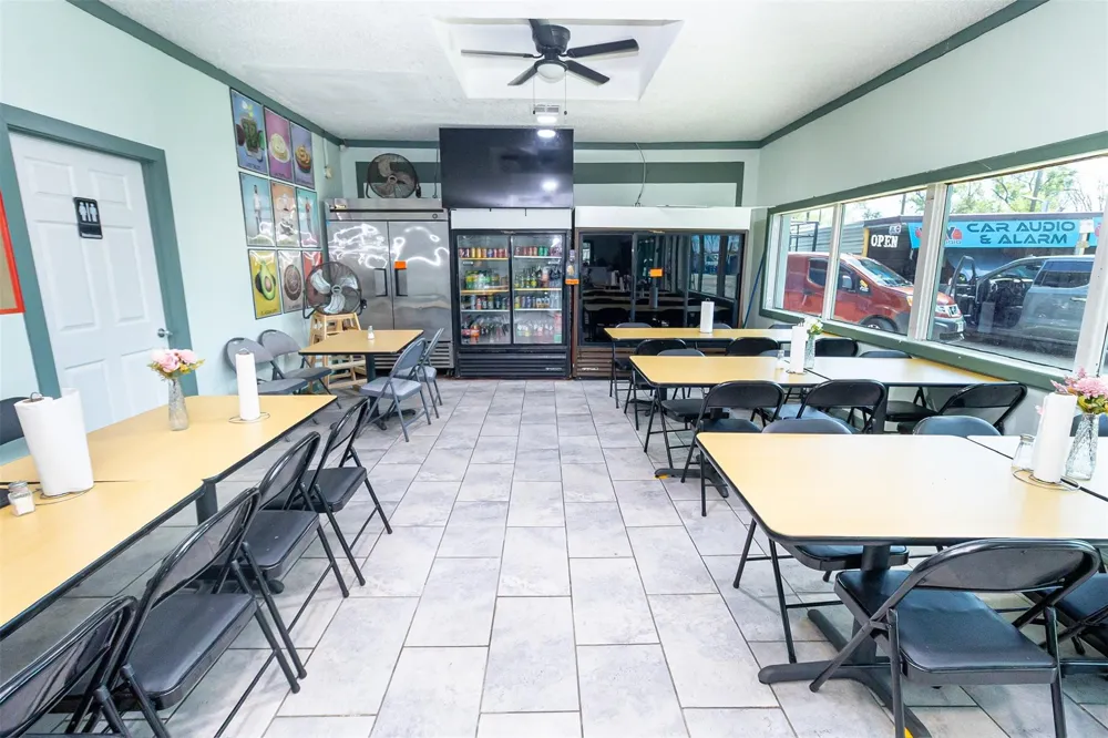 1137 Freeport Street Houston, TX 77015