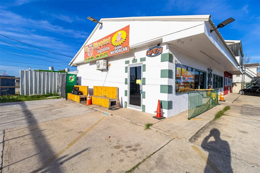 1137 Freeport Street Houston, TX 77015