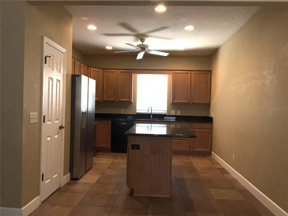 3613 S SUMMERLIN AVENUE Orlando, FL 32806