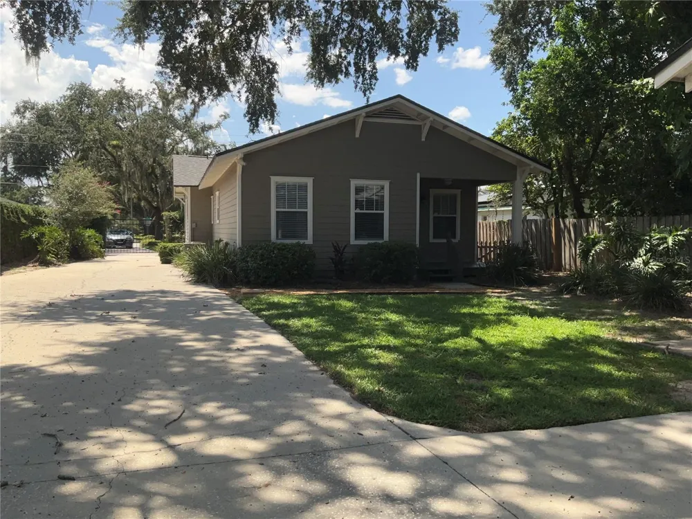 3613 S SUMMERLIN AVENUE Orlando, FL 32806
