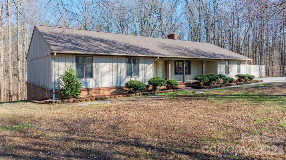682 Cecil Street Thomasville, NC 27360