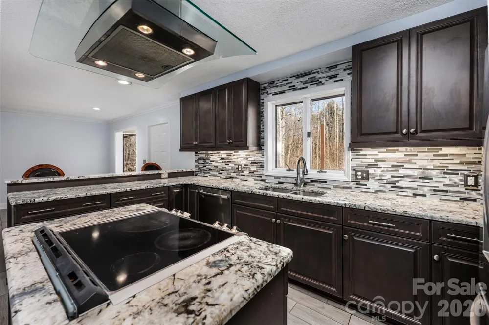 682 Cecil Street Thomasville, NC 27360