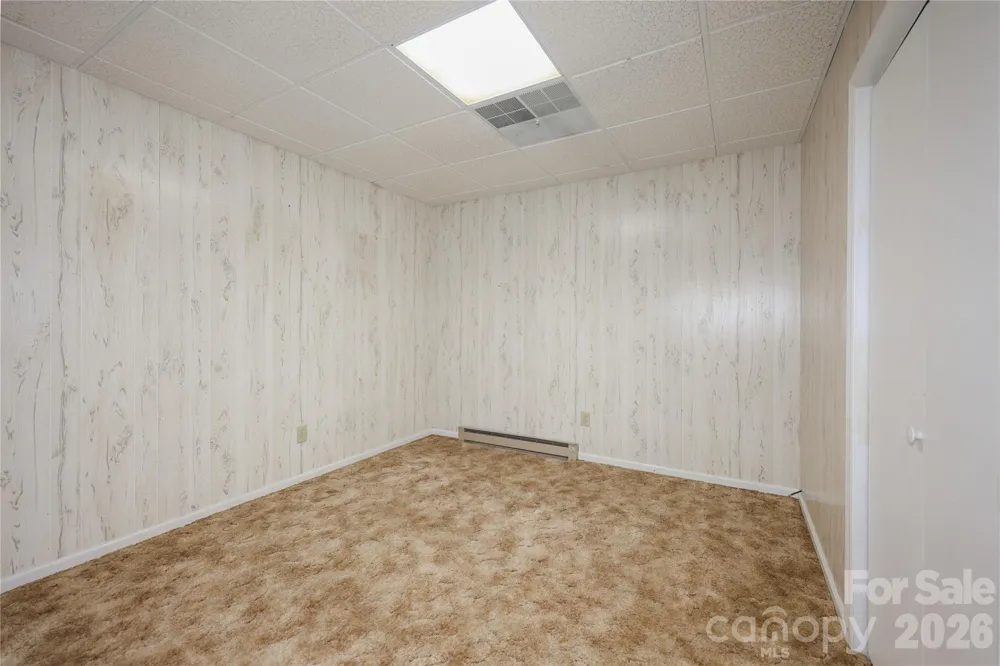 682 Cecil Street Thomasville, NC 27360