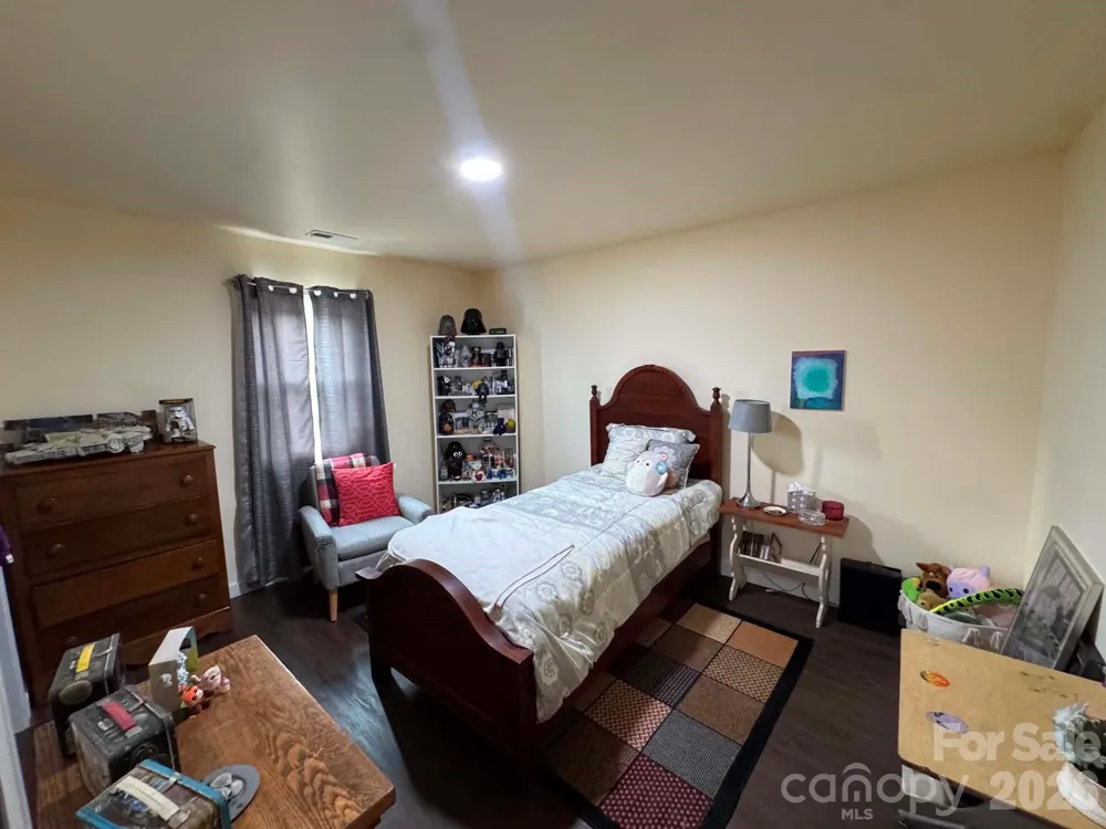 115 Robert Drive State Road, NC 28676